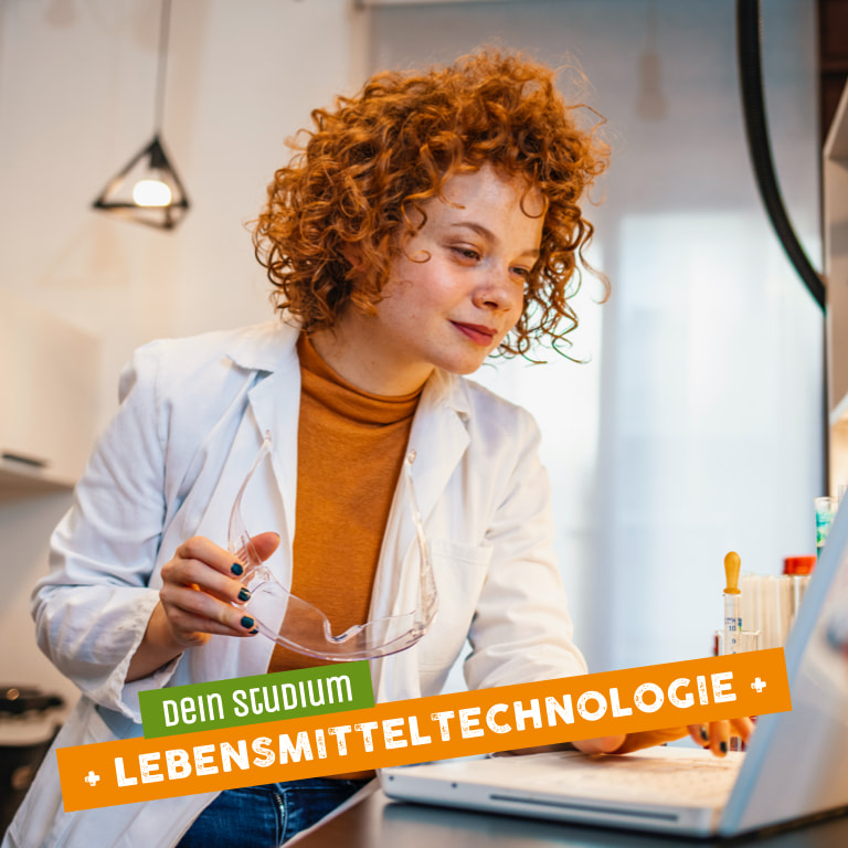 Rothaarige Frau als Vertreterin des Studiengangs der Lebensmitteltechnologie